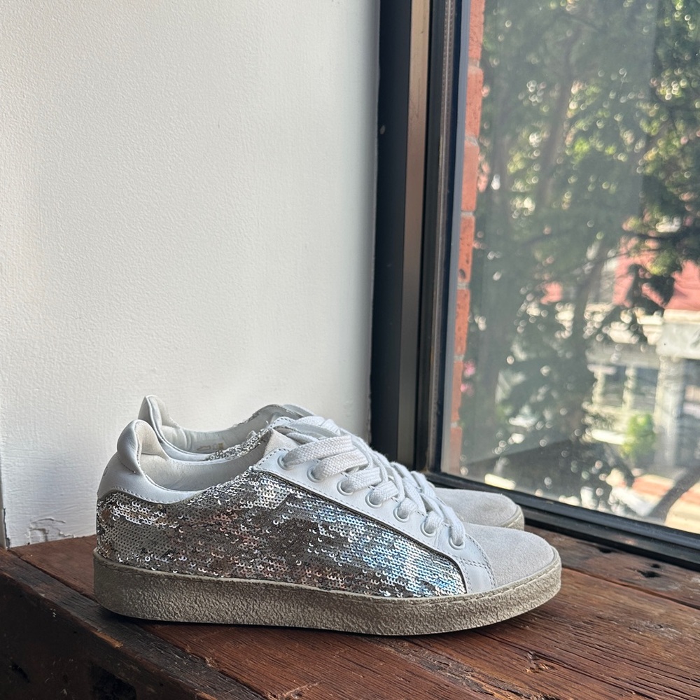 Stylish White and Silver Women's Sneakers